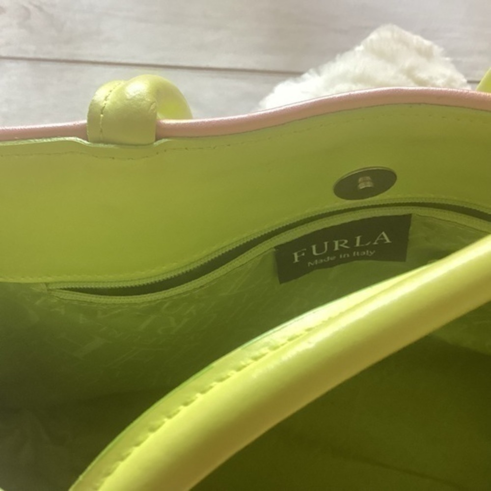 FURLA Lime Green Leather Purse - Picture 4 of 16